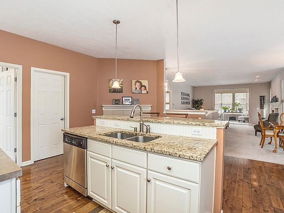 4th image of 7324 Watermark Dr #21