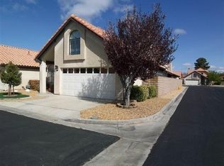 19272 Palm Way, Apple Valley, CA 92308