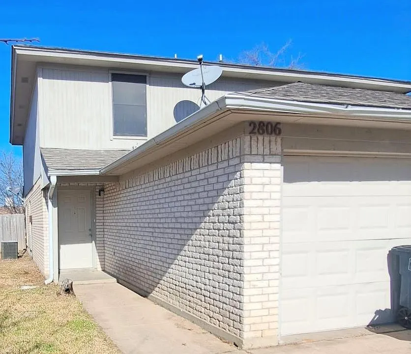 2806 Ridgecrest Dr