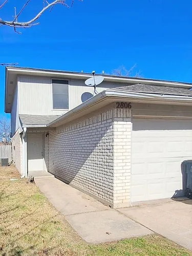 2806 Ridgecrest Dr Photo 1