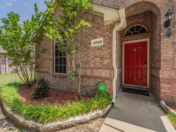 13528 Leather Strap Dr, Fort Worth, TX 76114