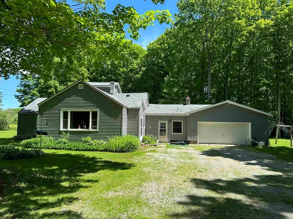 N9450 Pohl Rd, Wausaukee, WI 54177