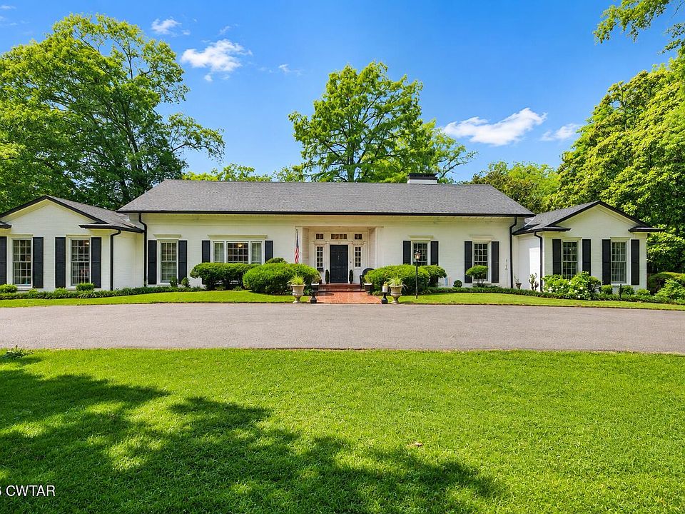 1st image of 109 Oakslea Pl