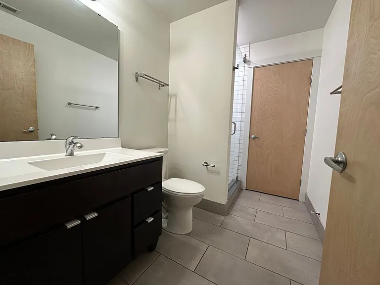 1208 Main St — Photo 7