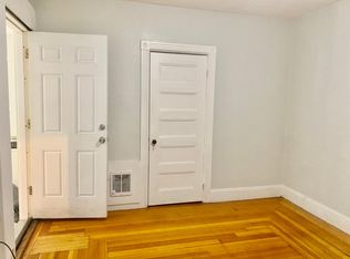 204 Newell Ave FLOOR 1, Pawtucket, RI 02860