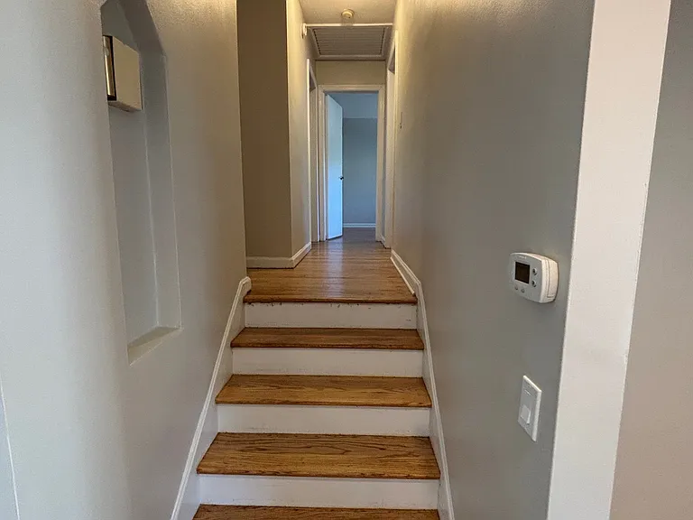 16 Spruce Pl — Photo 8