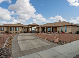1990 S Vineyard Dr W, Pahrump, NV 89048