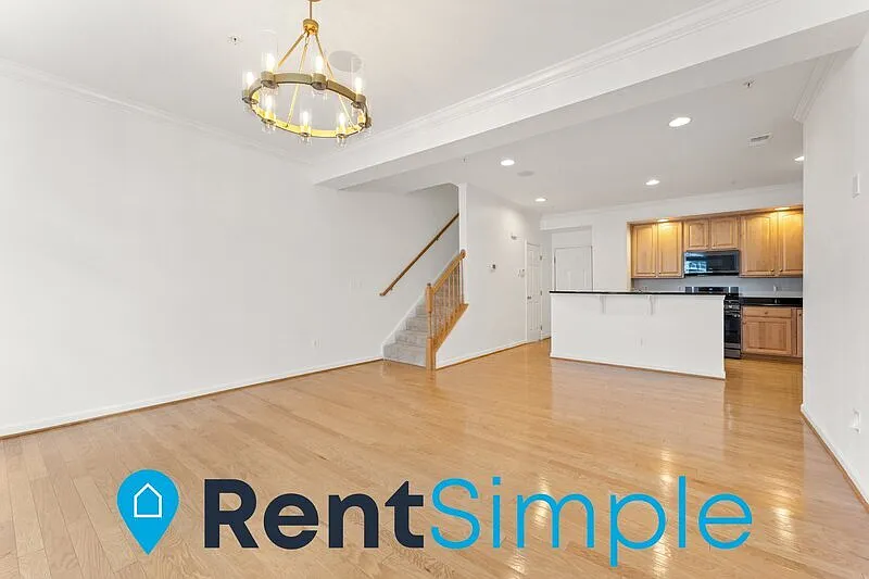 2 bed, 2.5 bath, 1193 sqft, $2,395 — Photo 4