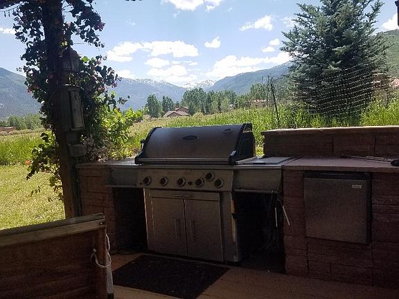 5th image of 870 Chipeta Dr