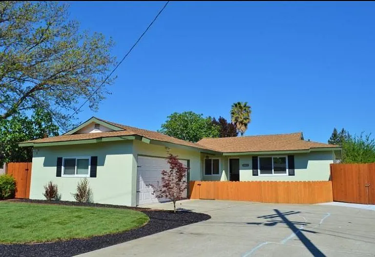 3465 Tanager Cir — Photo 1