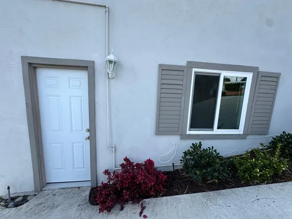 255B Goetting Way #B, Vista, CA 92083