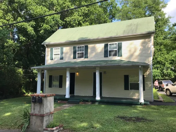 110 Hogan Rd, Rossville, GA 30741