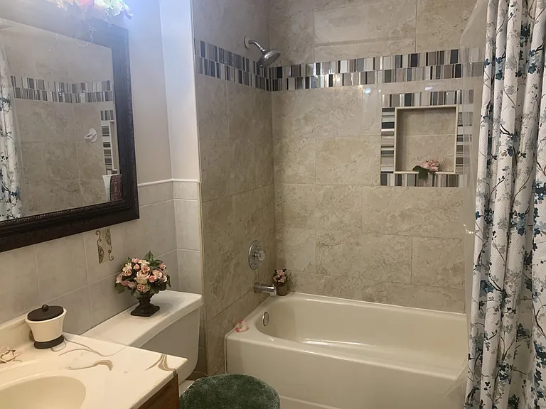 227 Lindsey Ct #1 — Photo 30