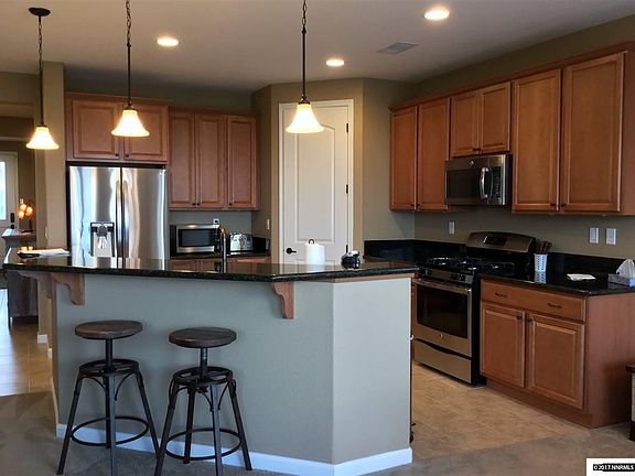 4th image of 3561 Long Dr