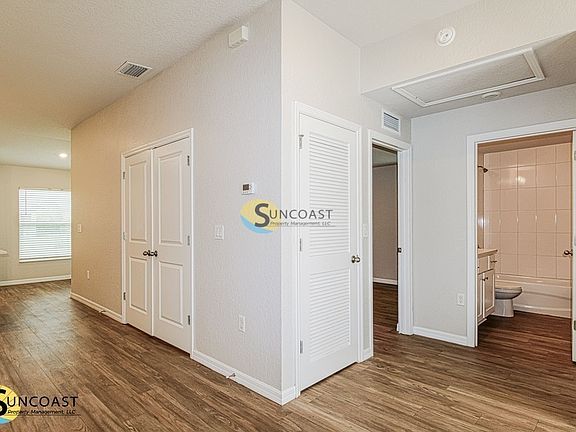 5th image of 814 Spruce St