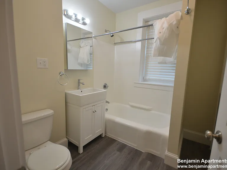 1589 Beacon St #4 — Photo 16