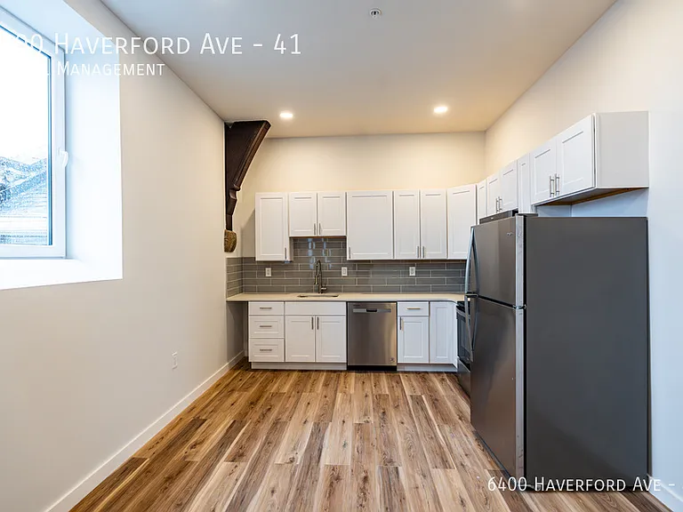 Hillside Lofts — Photo 99