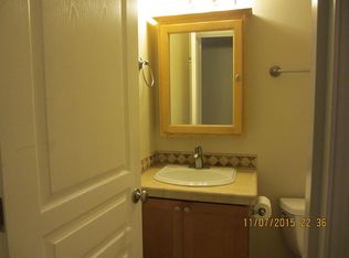 3531 SW Troy St APT 13, Portland, OR 97219