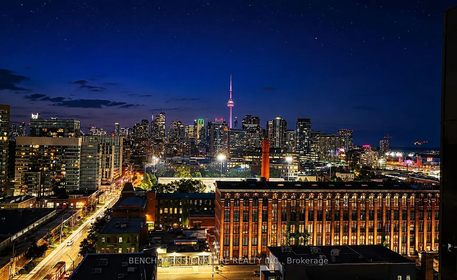 270 Dufferin St — Photo 2