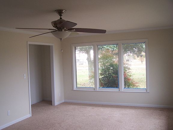 LOTS OF LIGHT IN MBR