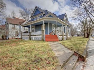 211 W Vine St, Champaign, IL