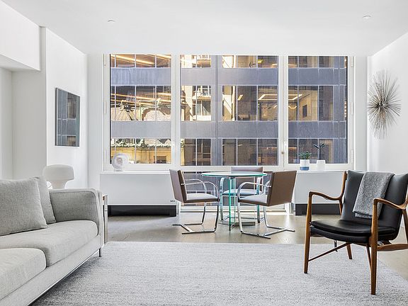 3rd image of 67 Liberty St APT 7