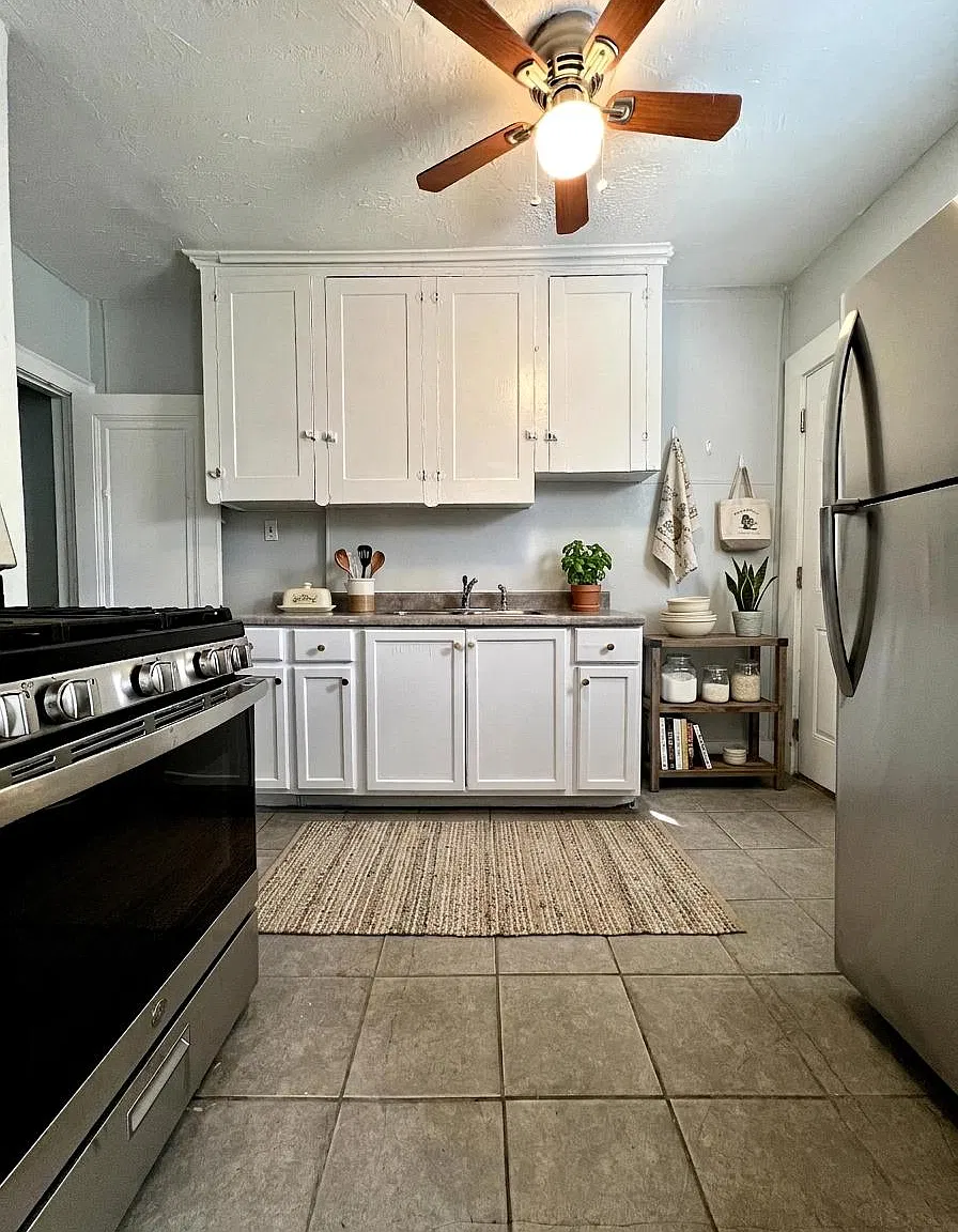 2 bed, 1020 sqft, $1,250 — Photo 3