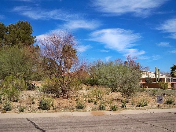 3rd image of 102 W Paseo Del Chino