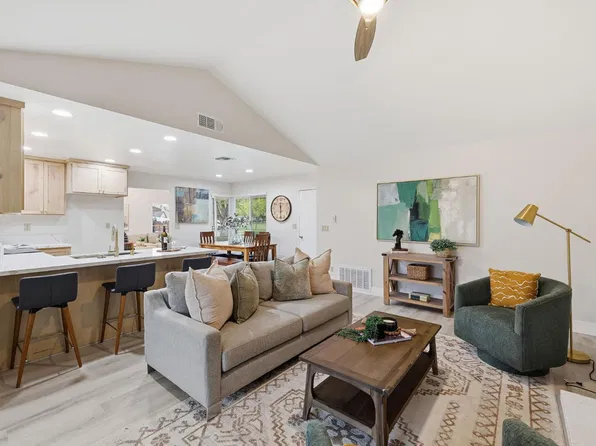 8316 Cutler Way, Sacramento, CA 95828