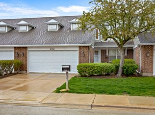 4524 Deer Trail Ct, Northbrook, IL 60062