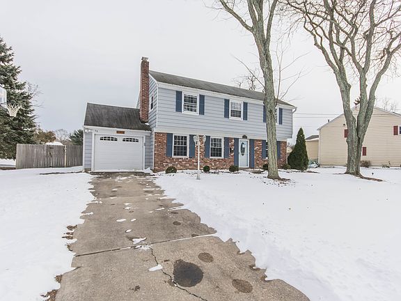 2nd image of 56 Longwood Dr