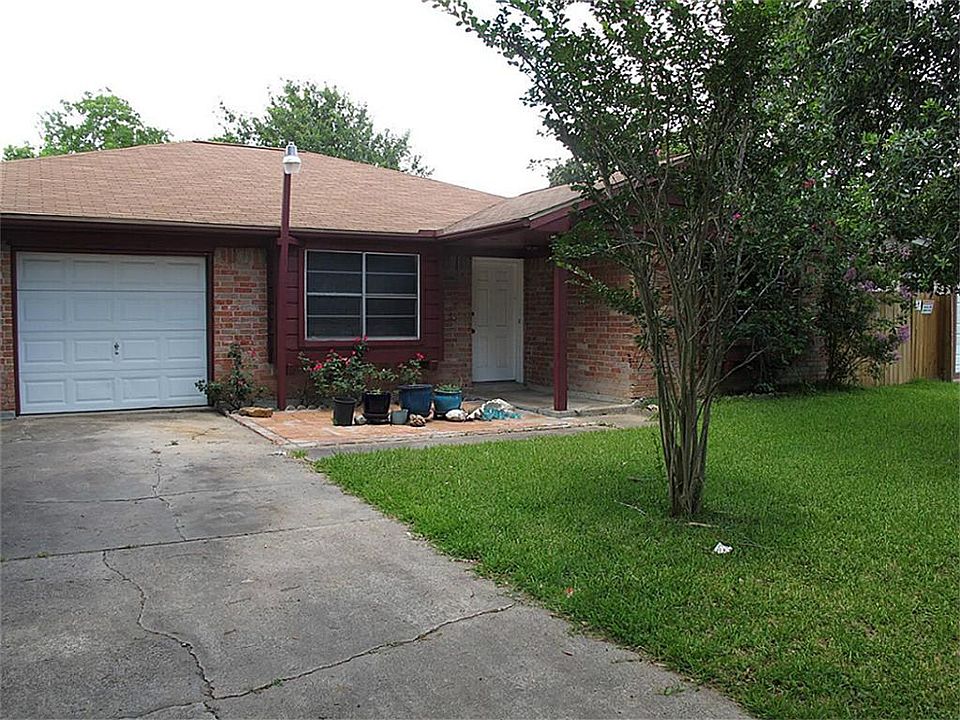 1st image of 12426 Pine Knoll Dr