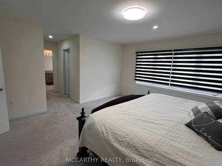 451 Black Cherry Cres — Photo 21