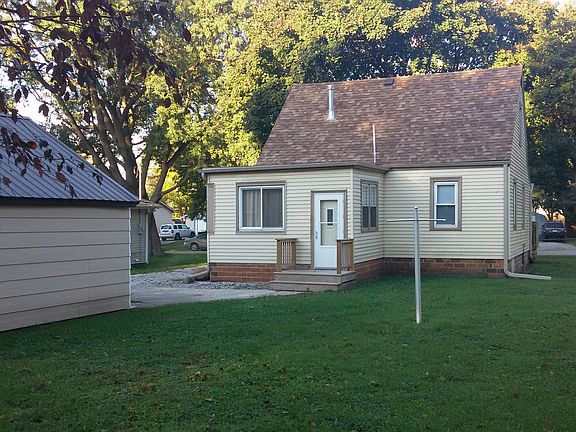 4th image of 1715 S Coolidge Ave