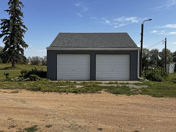 3rd image of 174 Weldon Rd
