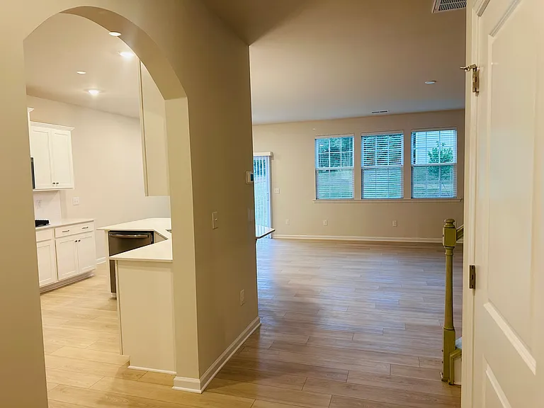214 Hamptons Cove Rd — Photo 7