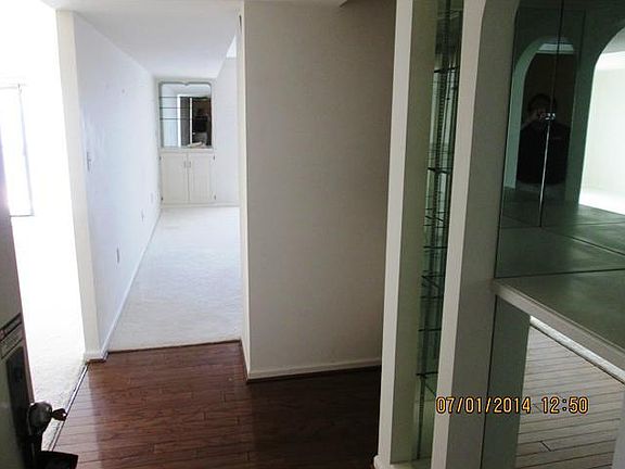 4th image of 100 E Ocean View Ave APT 1109