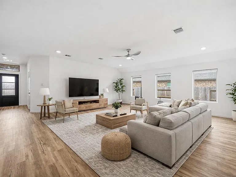 4907 Gentle Creek Ct — Photo 5