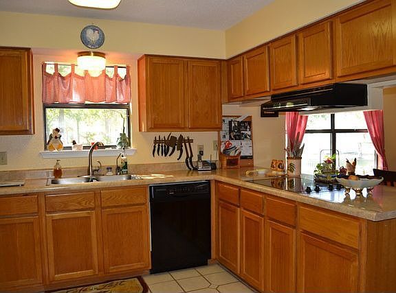 4th image of 221 Eagle Creek Ranch Blvd
