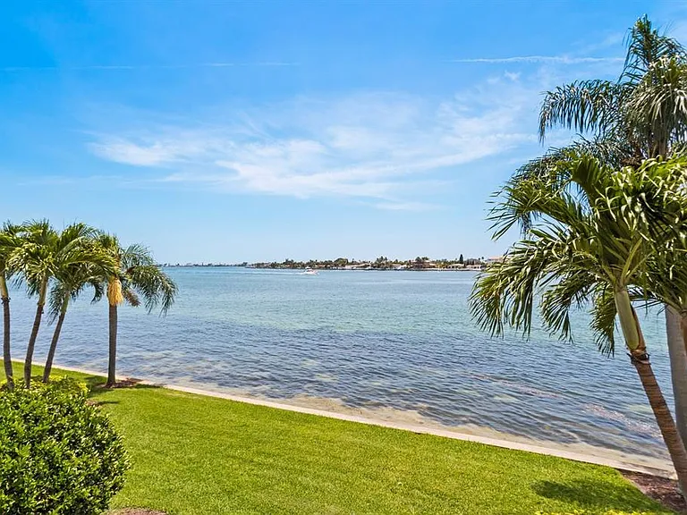 6093 Bahia Del Mar Cir #277 — Photo 18