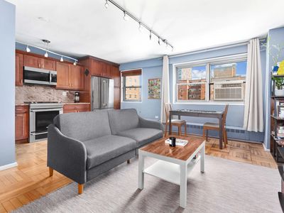 215 Adams St APT 14E, Brooklyn, NY, 11201