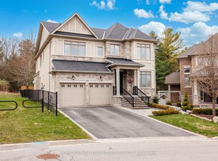 244 Frederick Curran Ln, Newmarket, ON L3X 0B9