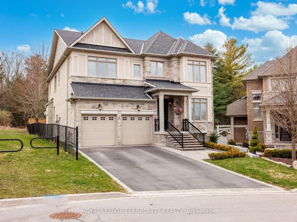 244 Frederick Curran Ln, Newmarket, ON L3X 0B9