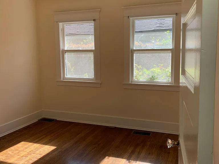1122 Manzanita St — Photo 11