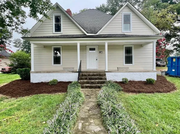 408 14th St SW, Hickory, NC 28602