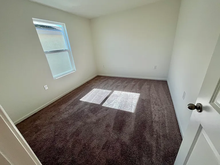 350 Miramar Dr — Photo 20