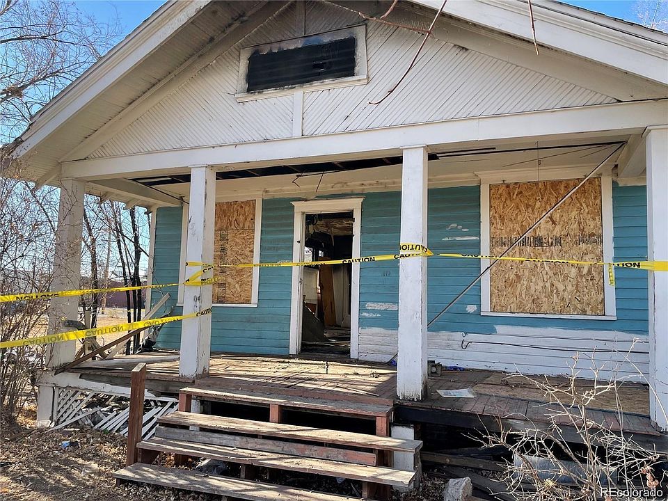 2nd image of 1541 Clinton Street
