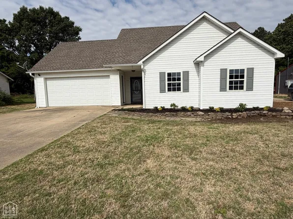201 Woodland Trl, Bono, AR 72416
