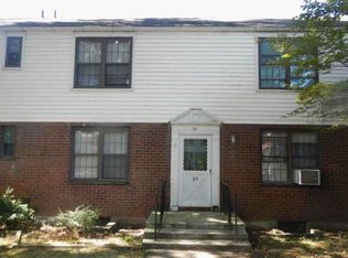 31 Nob Hill Cir UNIT C, Bridgeport, CT 06610