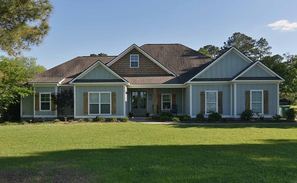 1st image of 121 Delores Dr